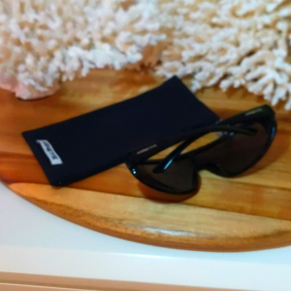 Arnette sunglasses NWT! 🔥🔥🔥🔥 No scratches! Comes w/ case. - Picture 6 of 11